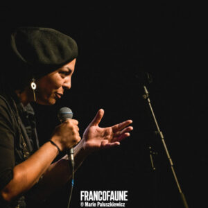 Les Fleurs du Slam #5 @ Le 140 (FrancoFaune 2024) © Marie Paluszkiewicz