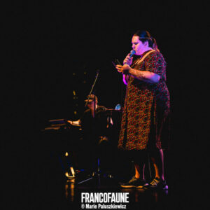 Les Fleurs du Slam #5 @ Le 140 (FrancoFaune 2024) © Marie Paluszkiewicz
