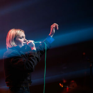 Hélène Sio @ Cirque Royal (FrancoFaune 2023) © Lara Herbinia