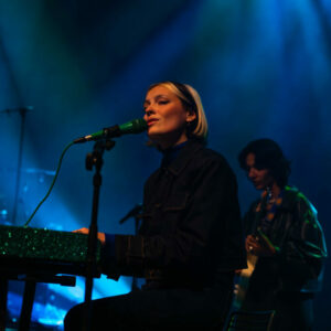 Hélène Sio @ Cirque Royal (FrancoFaune 2023) © Lara Herbinia
