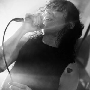 Marie Warnant  au Cloitre ©Lara Herbinia11