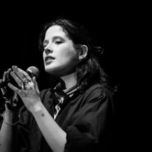 Louise Barreau @ Auditions Parcours FrancoFaune 2024 (Maison poème) © Lara Herbinia