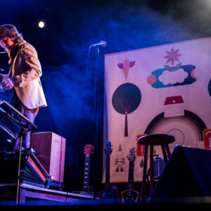 Stef Kamil Carlens in het Frans @ Le 140 (FrancoFaune 2020) © Lara Herbinia