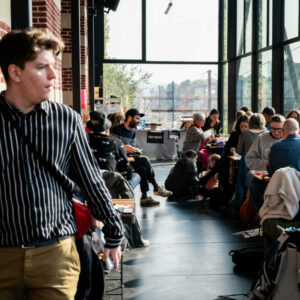 Ambiance @ MC Gare (FrancoFaune 2021) © Lara Herbinia