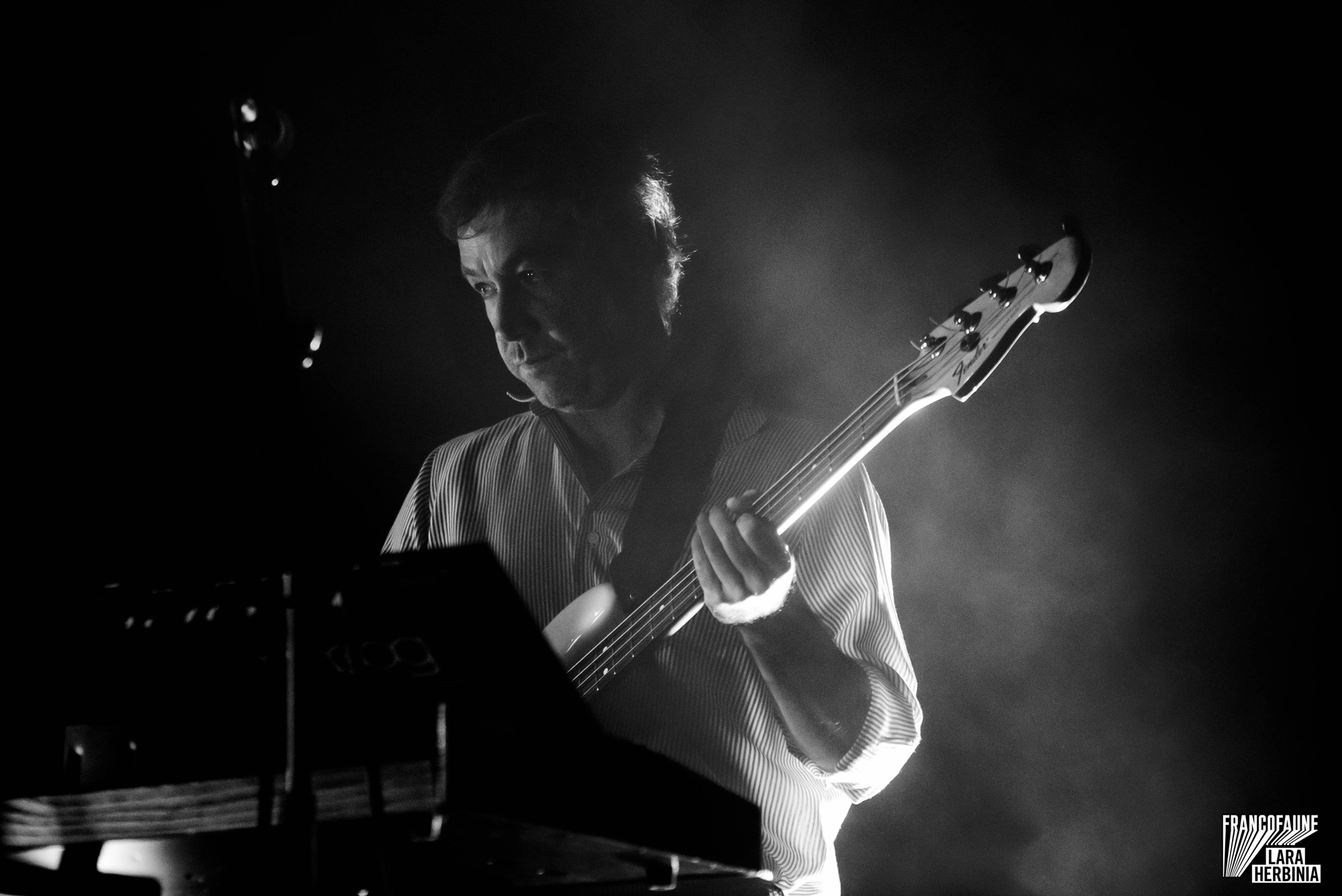 Photos: Alain Chamfort/Jacques Duvall (carte belge) + Brèche de Roland ...