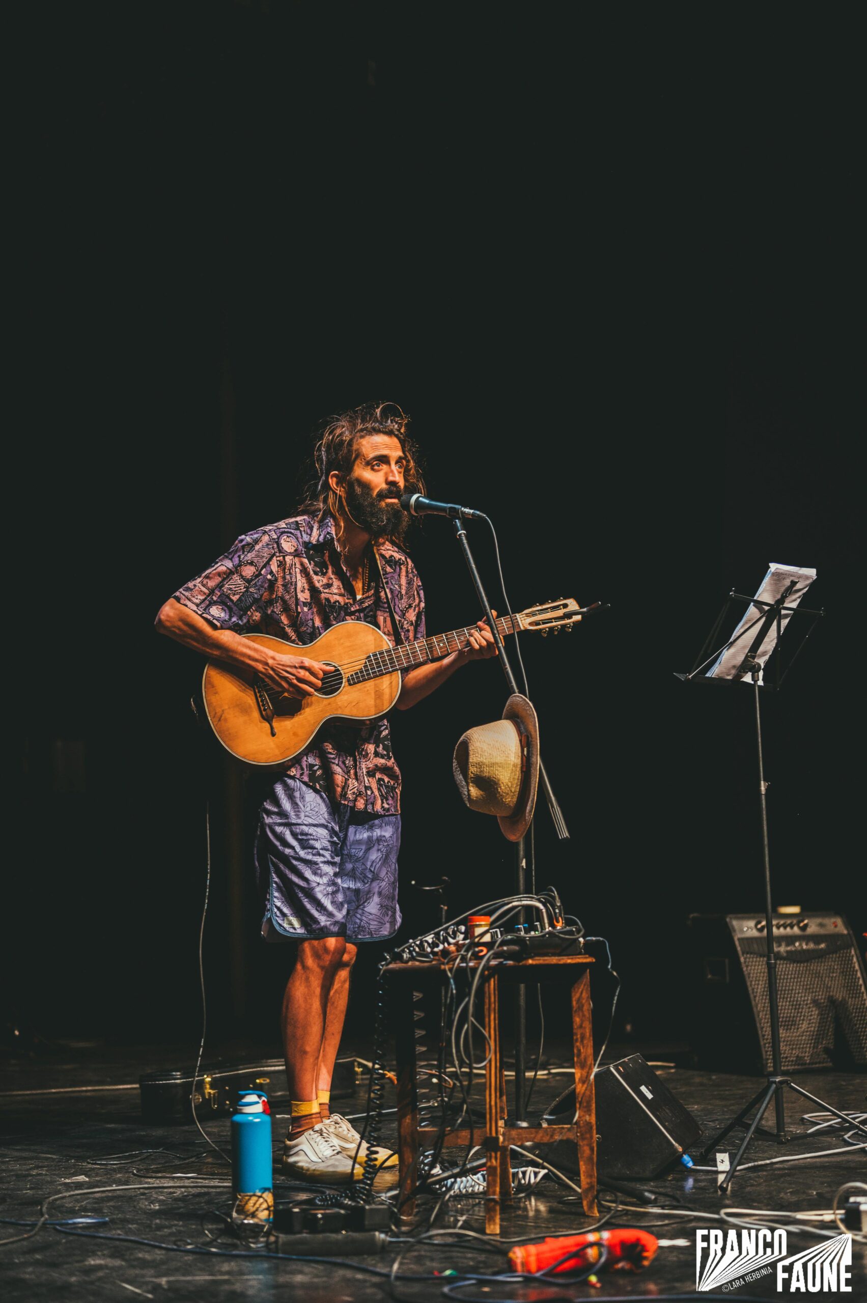 © Lara Herbinia