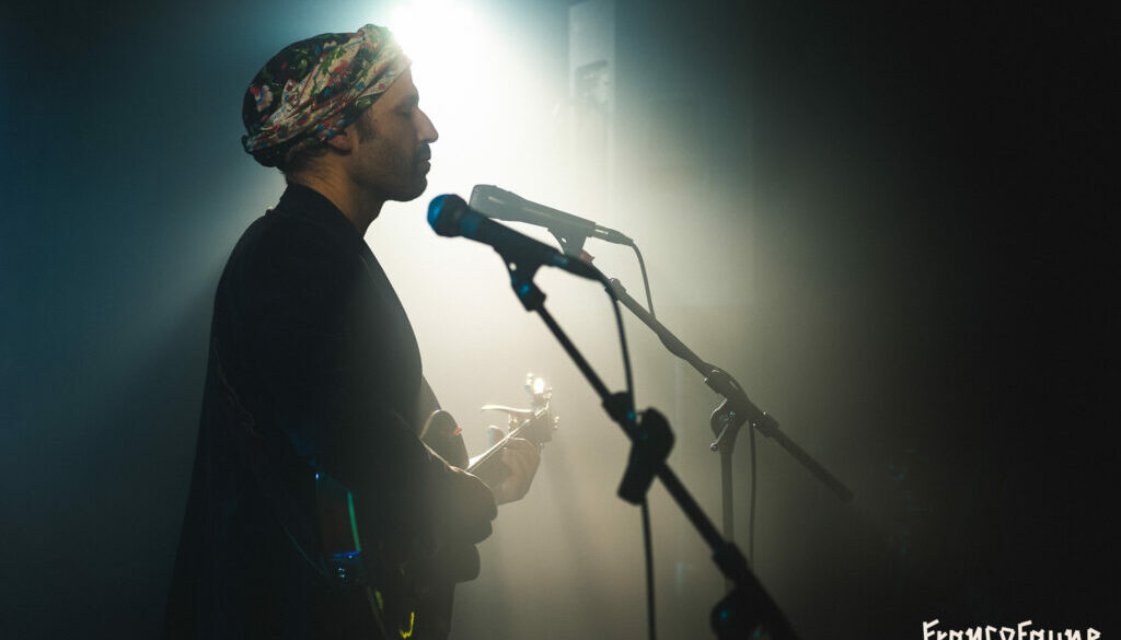 Jawhar présente Offo Vrae @ LaVallée(FrancoFaune 2025) © Marie Paluszkiewicz