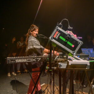 Julie Rains @ Atelier 210 (FrancoFaune 2025) © Lara Herbinia
