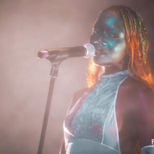 Leïla Alice Leïla Alice @ Brass (FrancoFaune 2025 x Les Volumineuses) © Lara Herbinia